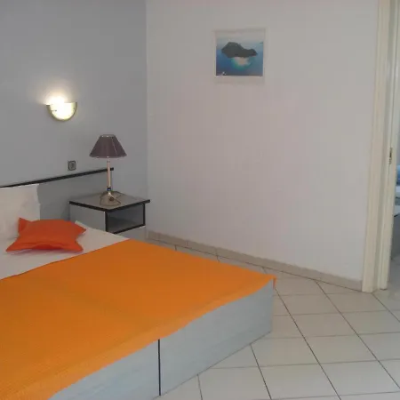 Dolphin Apartments Parga Exterior photo