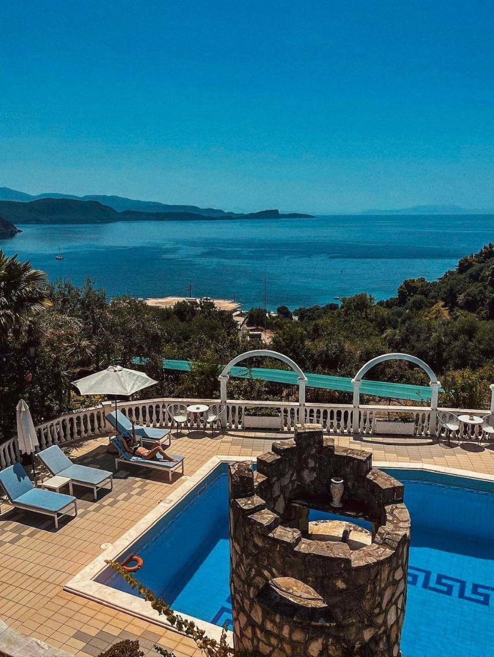 Apartment Dolphin Parga