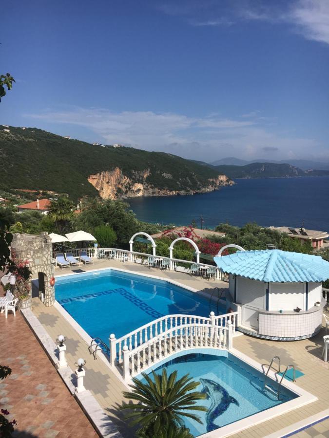 Dolphin Parga